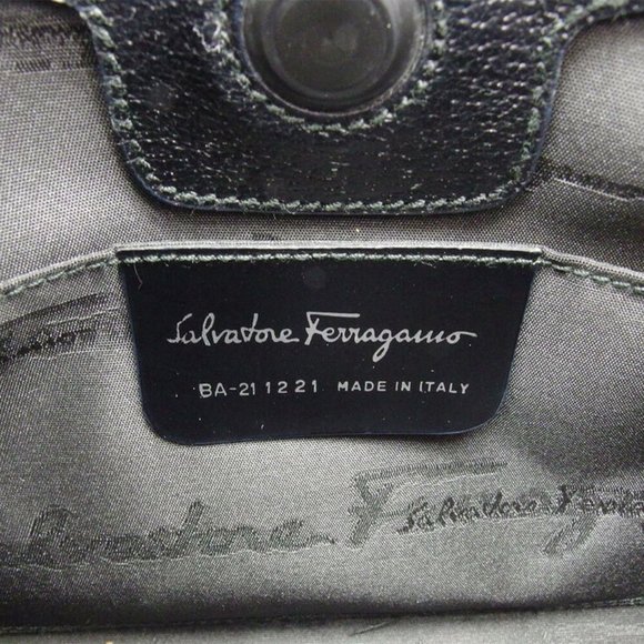 Authentic Salvatore Ferragamo shoulder bag canvas leather - Picture 7 of 8